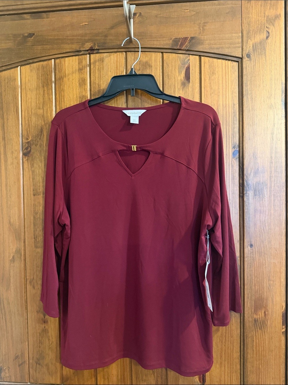 Liz Claiborne Wine Keyhole Detail Long Sleeve Tunic